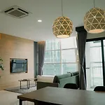 Jb Urban Suites By Cal
